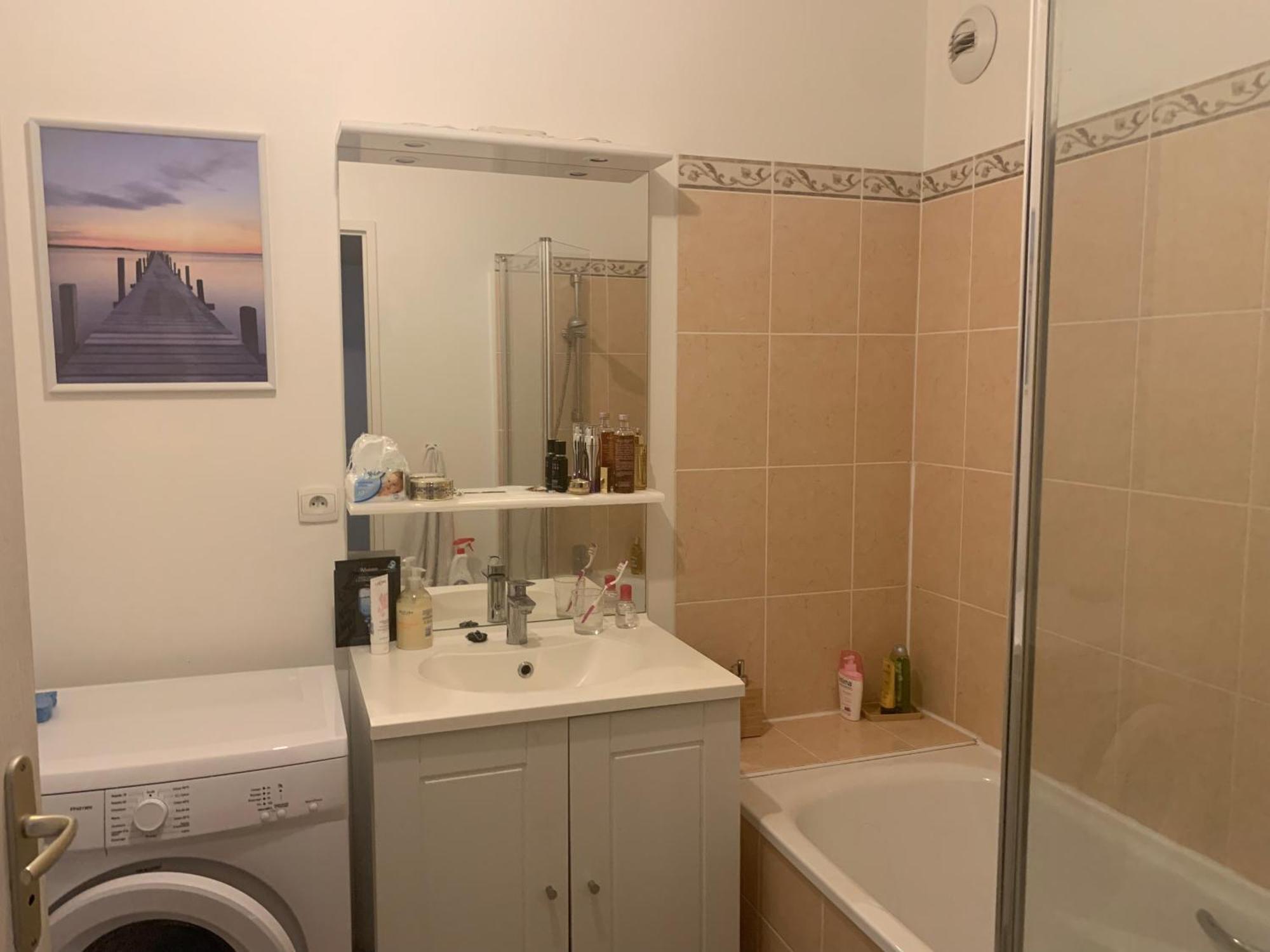 Crystal Apartment